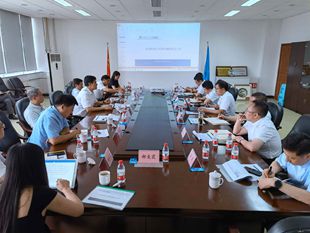 京城機(jī)電黨委副書記、總經(jīng)理王軍一行蒞臨華德液壓調(diào)研指導(dǎo)工作